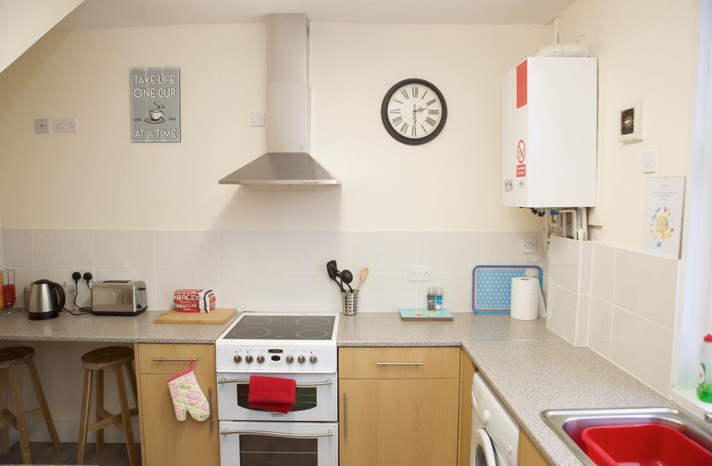 Bristol Serviced Lets - 152/154 Bath Road Exteriör bild