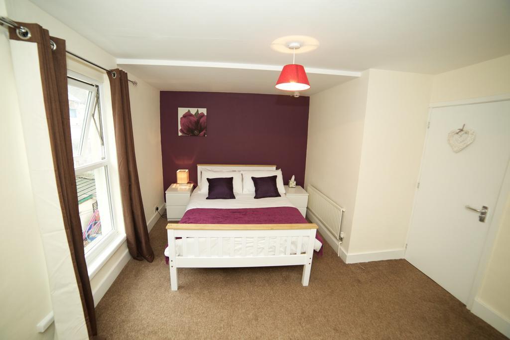 Bristol Serviced Lets - 152/154 Bath Road Rum bild