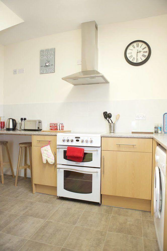 Bristol Serviced Lets - 152/154 Bath Road Exteriör bild
