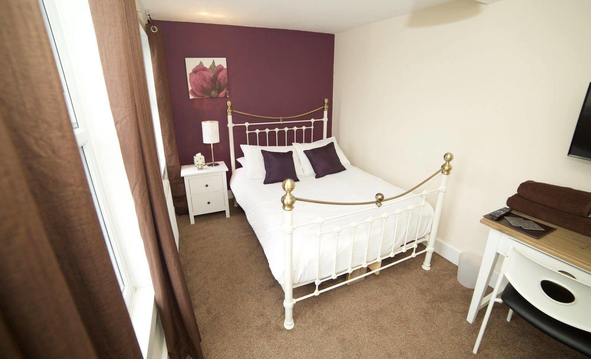 Bristol Serviced Lets - 152/154 Bath Road Exteriör bild